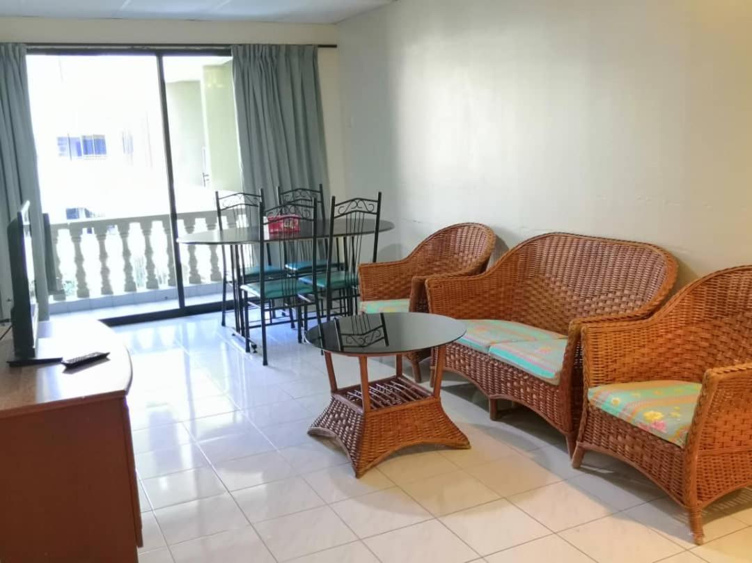 Pangkor Fun Fun Fun Apartment Пангкор Экстерьер фото